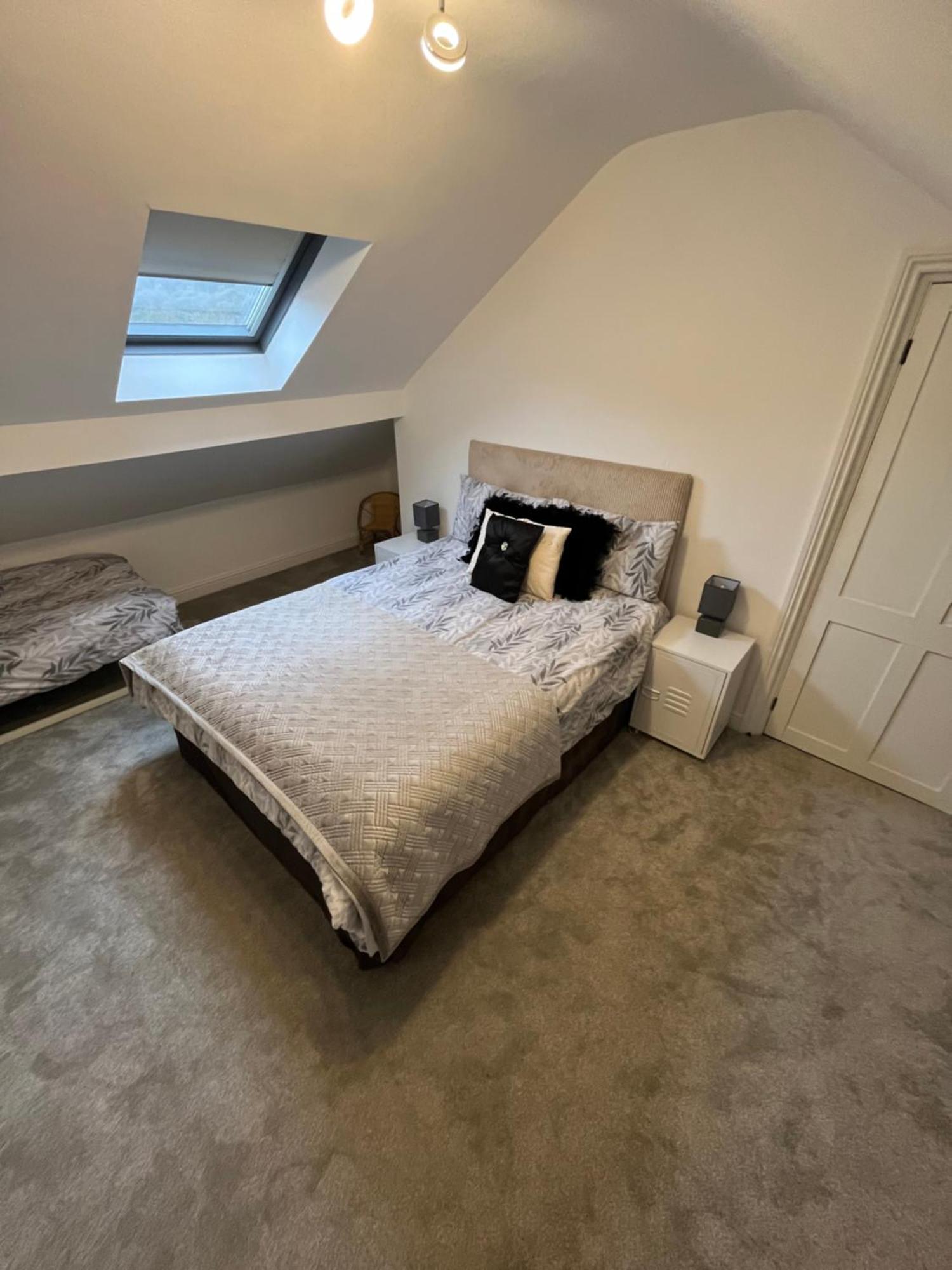 Wolf Hollow, Sleeps 4 Plus 2, Buxton Town Centre 外观 照片